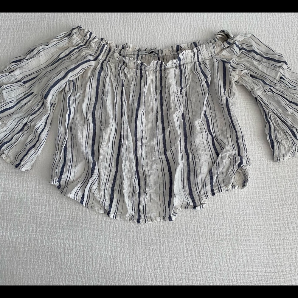 Bershka XS crop top. Off the shoulder. Bell sleeves